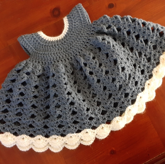 Clothes - Picture 2 of 6